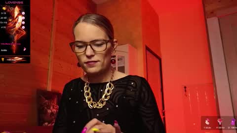 Lady online show from 01/14/26, 05:40