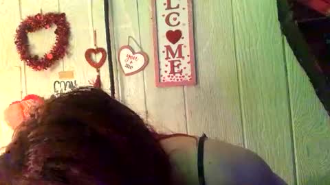 Snapshot of findommefoxi chatting on 02/15/25, 03:31 findommefoxi online show from 02/15/25, 03:31
