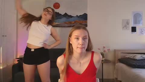 Snapshot of findweyout chatting on 03/22/26, 01:25 findweyout online show from 03/22/26, 01:25