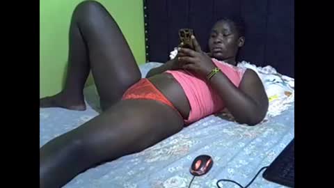 Snapshot of fine_nes chatting on 02/14/25, 03:00 fine_nes online show from 02/14/25, 03:00