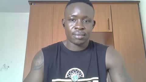 Snapshot of fineebony chatting on 01/17/26, 11:15 HOT AND SWEET online show from 01/17/26, 11:15