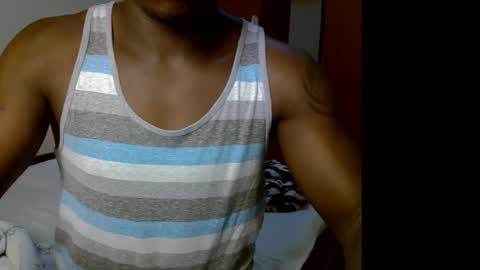 Snapshot of fineebony chatting on 02/05/26, 11:42 HOT AND SWEET online show from 02/05/26, 11:42