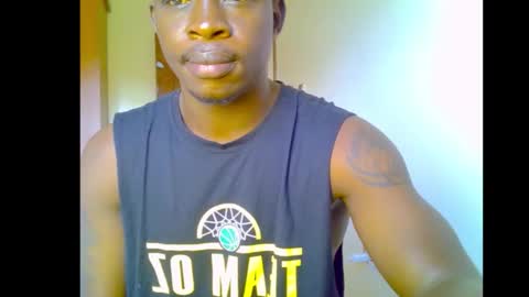 Snapshot of fineebony chatting on 02/09/26, 05:55 HOT AND SWEET online show from 02/09/26, 05:55