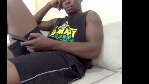 Snapshot of fineebony chatting on 02/10/26, 06:28 HOT AND SWEET online show from 02/10/26, 06:28