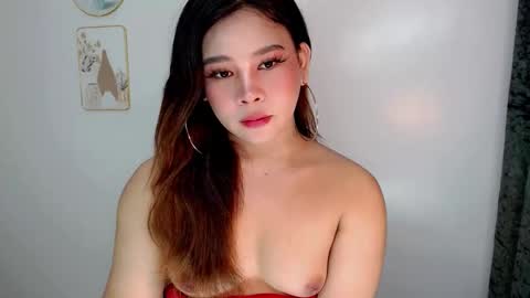 Snapshot of finest_jasminex chatting on 04/25/26, 10:51 Jasmine online show from 04/25/26, 10:51