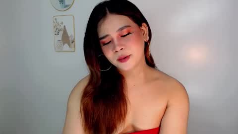 Snapshot of finest_jasminex chatting on 05/13/26, 10:49 Jasmine online show from 05/13/26, 10:49