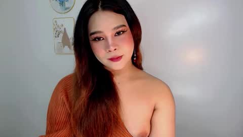 Snapshot of finest_jasminex chatting on 05/28/26, 10:07 Jasmine online show from 05/28/26, 10:07