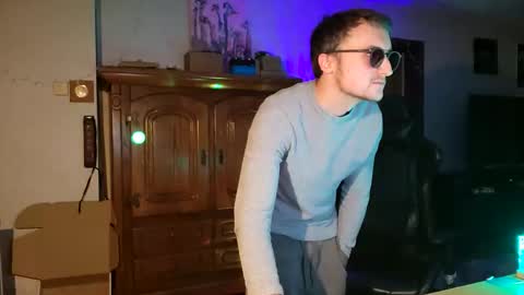 FingerExpert online show from 10/10/25, 07:13
