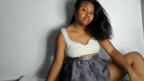 fiona_00 online show from 04/25/26, 02:47
