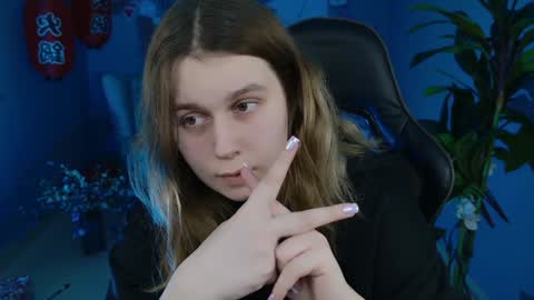 fiora online show from 12/27/24, 02:33