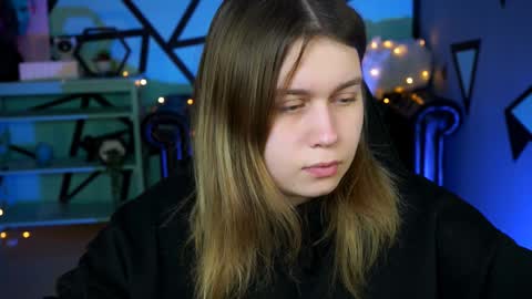 fiora online show from 01/03/25, 05:17