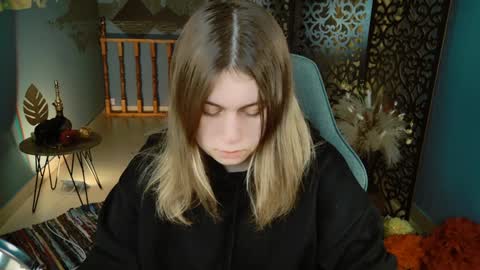 fiora online show from 01/05/25, 05:09