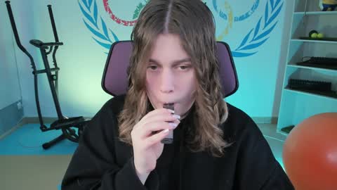 fiora online show from 01/24/25, 09:06