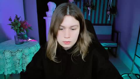 fiora online show from 01/25/25, 08:21