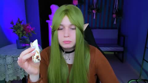 fiora online show from 01/26/25, 11:06