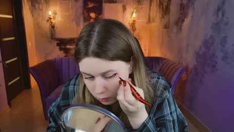 fiora online show from 02/02/25, 08:24