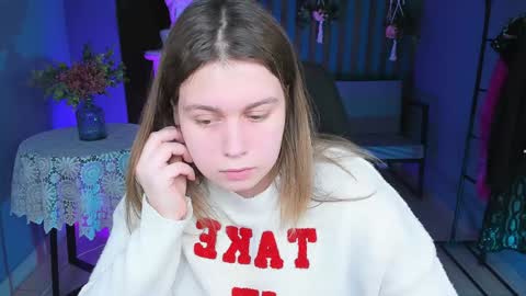 fiora online show from 02/08/25, 08:42