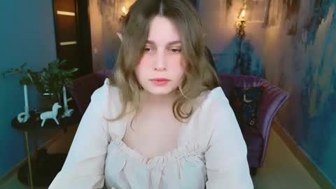 Snapshot of fioramarmoris chatting on 02/23/25, 08:17 fiora online show from 02/23/25, 08:17