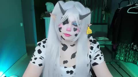 fiora online show from 03/01/25, 11:17