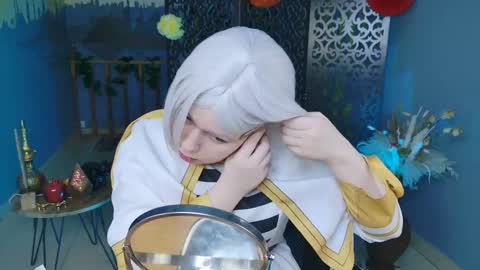 fiora online show from 03/08/25, 08:11