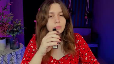 fiora online show from 09/19/25, 05:20