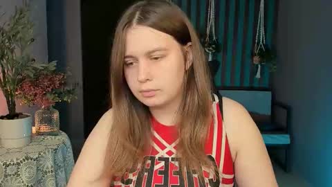 fiora online show from 09/30/25, 01:27