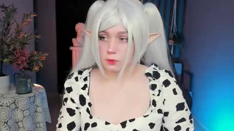 fiora online show from 11/16/25, 07:03