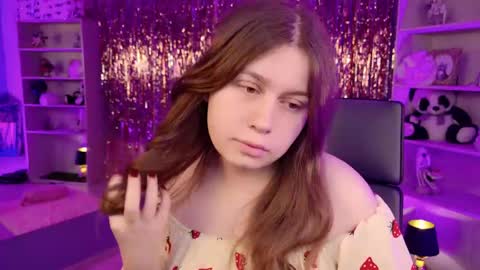 fiora online show from 04/12/26, 05:12