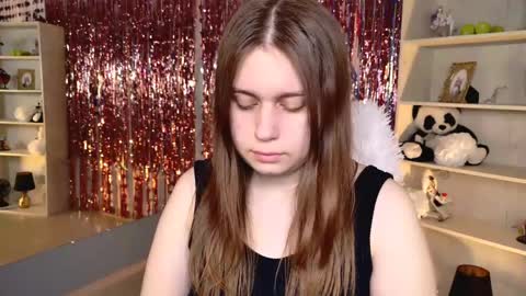 fiora online show from 05/10/26, 05:23