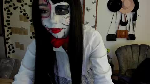     online show from 10/18/25, 03:09