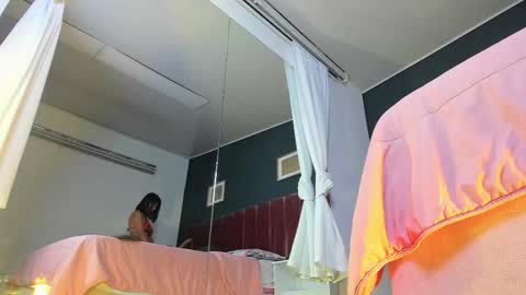 Fiorela online show from 01/17/26, 11:15