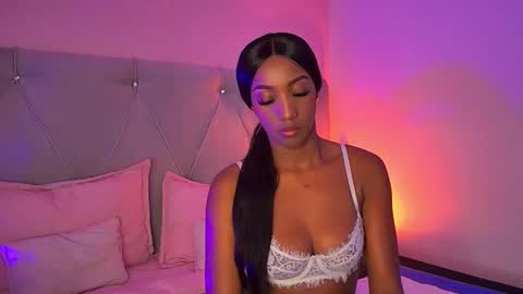 Snapshot of fiorelalenin chatting on 01/20/25, 07:04 Fiorela Lenin online show from 01/20/25, 07:04