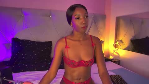 Snapshot of fiorelalenin chatting on 09/30/25, 12:43 Fiorela Lenin online show from 09/30/25, 12:43