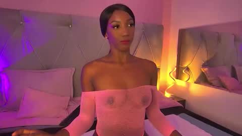 Snapshot of fiorelalenin chatting on 10/01/25, 06:47 Fiorela Lenin online show from 10/01/25, 06:47