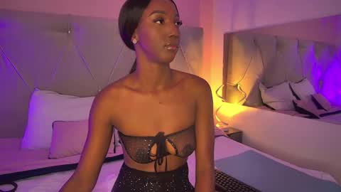 Snapshot of fiorelalenin chatting on 10/10/25, 06:51 Fiorela Lenin online show from 10/10/25, 06:51