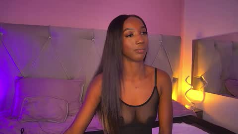 Fiorela Lenin  online show from 03/26/26, 04:34