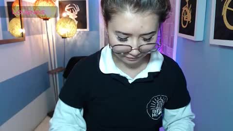 Fiorellaa online show from 09/15/25, 03:45