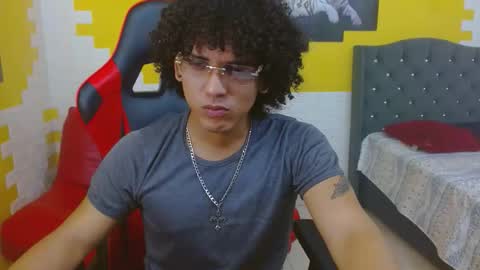 Snapshot of fire_boy69 chatting on 10/16/25, 04:52 fire_boy69 online show from 10/16/25, 04:52