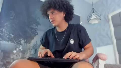 Snapshot of fire_boy69 chatting on 11/13/25, 01:54 fire_boy69 online show from 11/13/25, 01:54