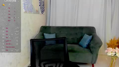 Snapshot of fire_emily chatting on 11/19/25, 02:11 fire_emily online show from 11/19/25, 02:11