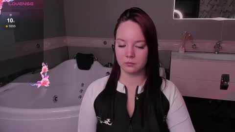 Snapshot of fire_emily chatting on 11/30/25, 02:15 fire_emily online show from 11/30/25, 02:15