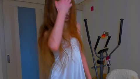 Snapshot of fire_luna chatting on 02/06/26, 05:45 fire_luna online show from 02/06/26, 05:45