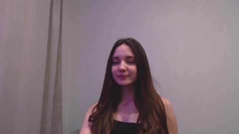 fireflies_fly_ online show from 03/10/25, 10:45