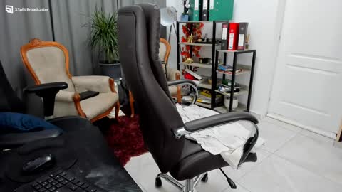 Kallisy online show from 12/13/24, 10:13