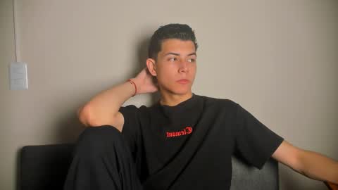 Nicolas online show from 01/13/26, 01:16