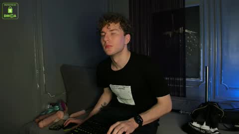 Sexy Tony online show from 10/18/25, 10:27