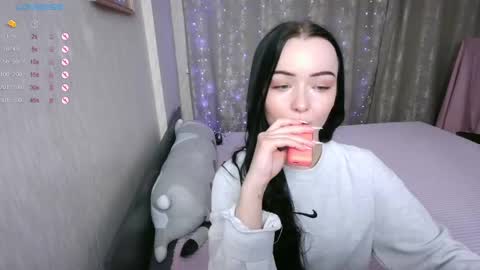 Snapshot of first_day_ chatting on 02/16/25, 05:15 ALICESTEVEVECTOR pvt open online show from 02/16/25, 05:15