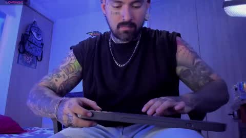 Snapshot of fisherrman666 chatting on 09/11/25, 05:07 fisherrman666 online show from 09/11/25, 05:07