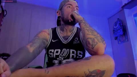 Snapshot of fisherrman666 chatting on 09/21/25, 02:19 fisherrman666 online show from 09/21/25, 02:19