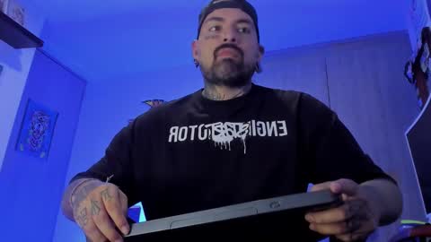 fisherrman666 online show from 01/13/26, 01:55